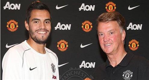 مانشستر يونايتد يضم الحارس الأرجنتيني روميرو